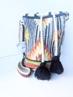Ruggine NWT Handwoven Boho Bucket Bag Aztec Tribal Tassel Drawstring Crossbody